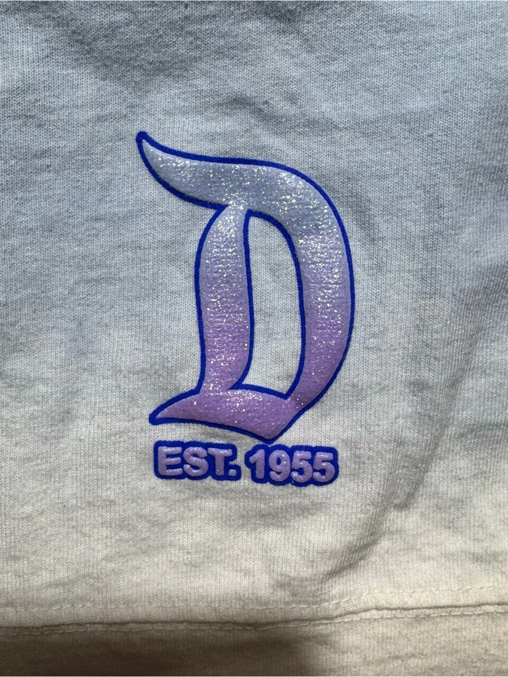 Disney Spirit Jersey Top Girls Medium (7/8) Disneyland Embossed Logo Long Sleeve